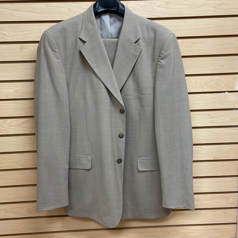 PRATTO elegant classy rich looking men suit Made in Italy Size 46 Long